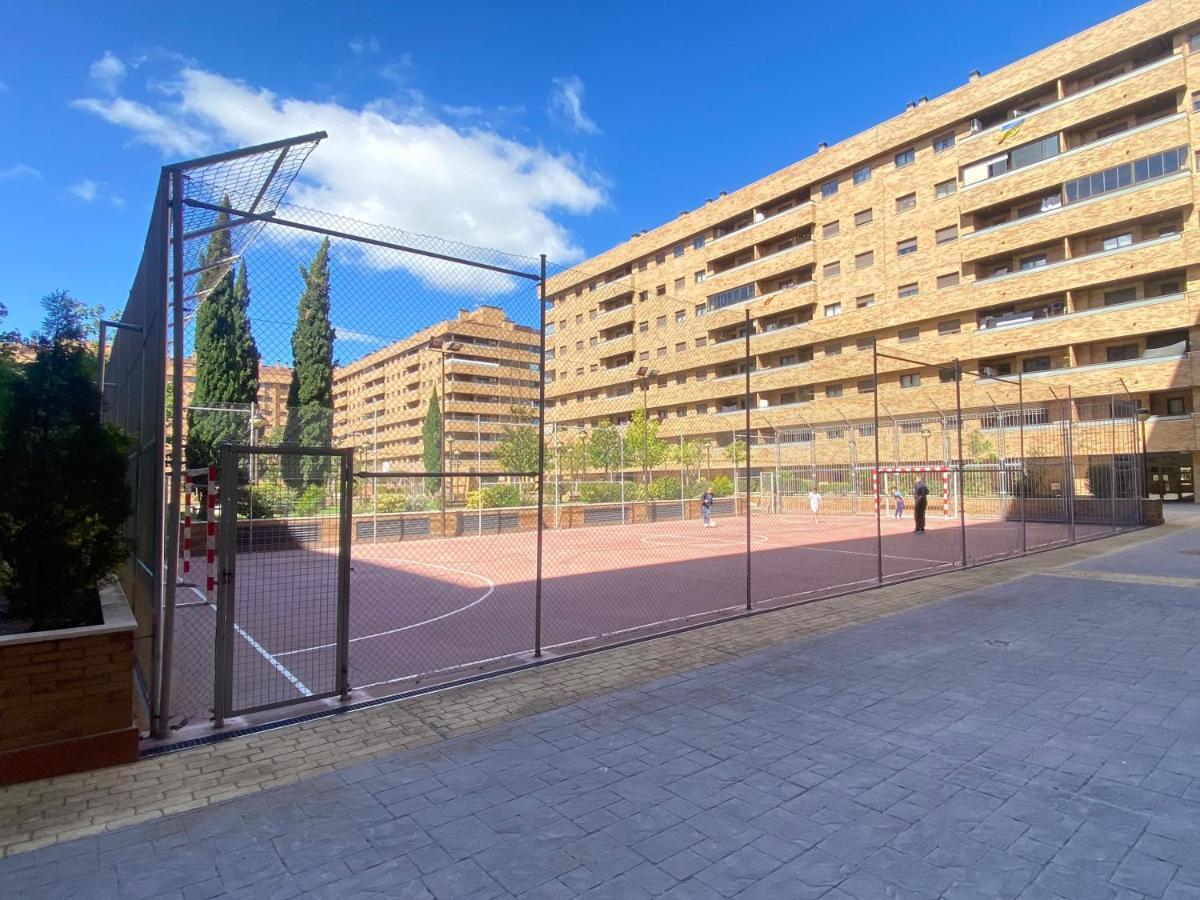 Apartmán Aires De Toledo-Parque Warner Y Madrid En Familia Exteriér fotografie