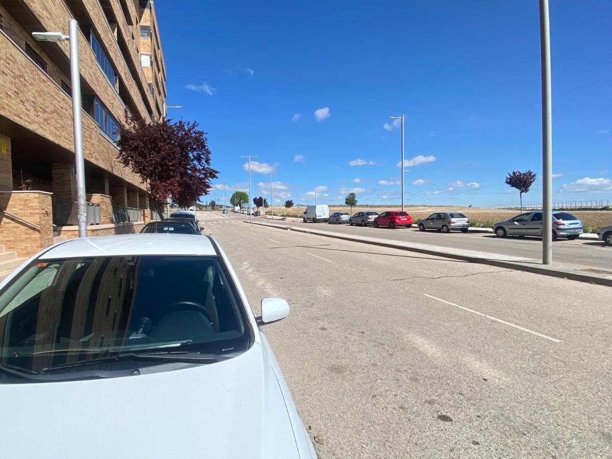 Apartmán Aires De Toledo-Parque Warner Y Madrid En Familia Exteriér fotografie