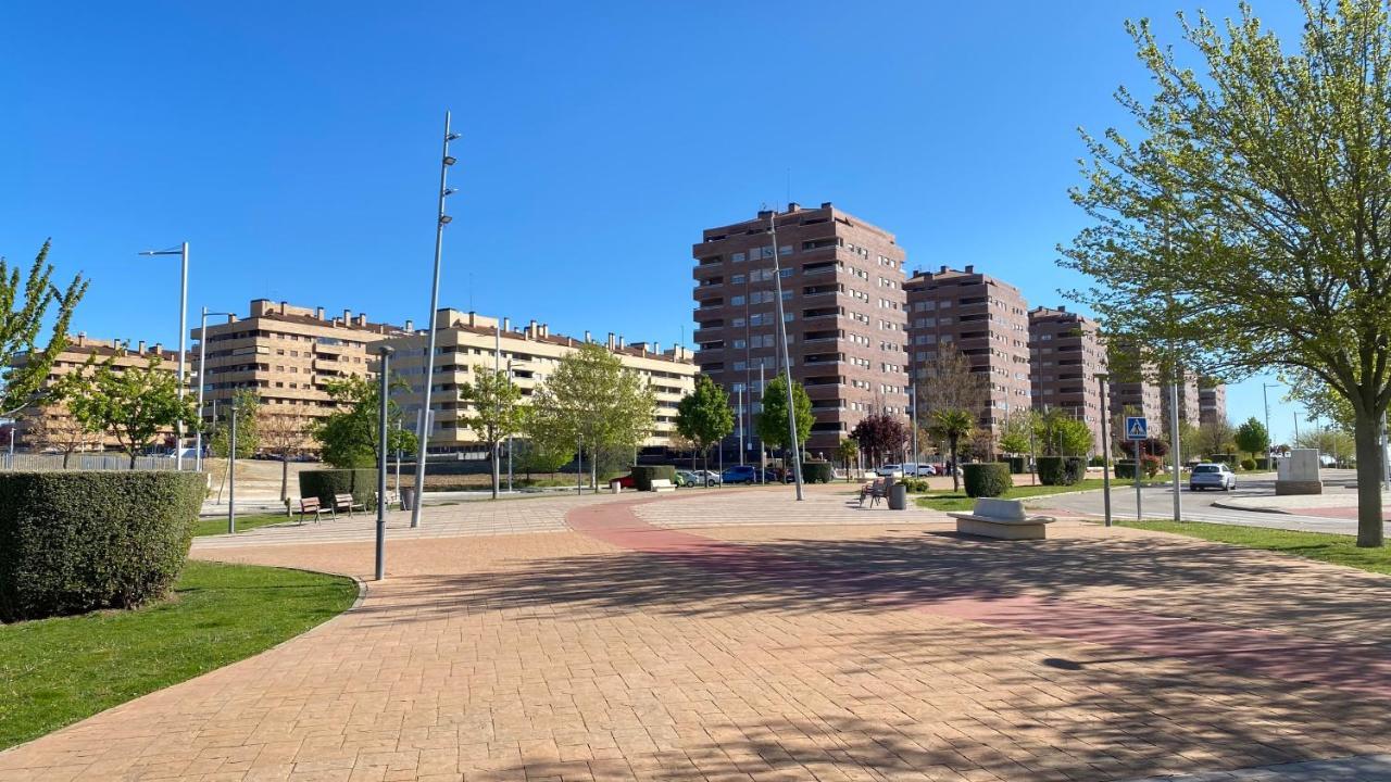 Apartmán Aires De Toledo-Parque Warner Y Madrid En Familia Exteriér fotografie